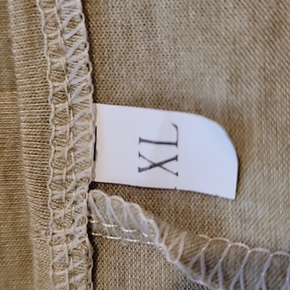 NWOT Boutique XL oatmeal long sleeve tunic with sheer accent on bottom - Picture 3 of 3